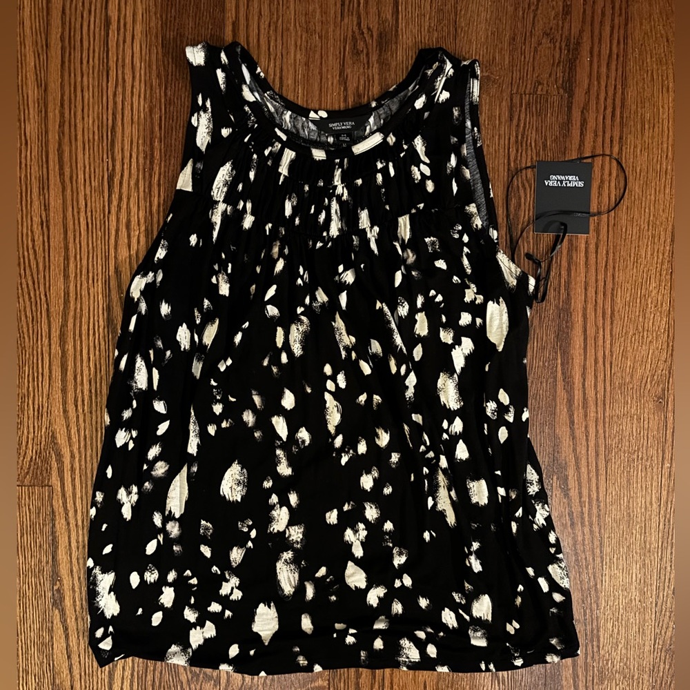 Simply Vera Wang Size M Black Tank NWT